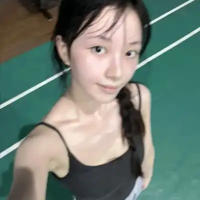 石雨子